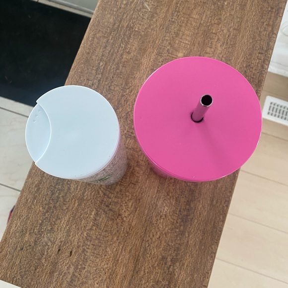 Starbucks tumblers - Picture 3 of 3